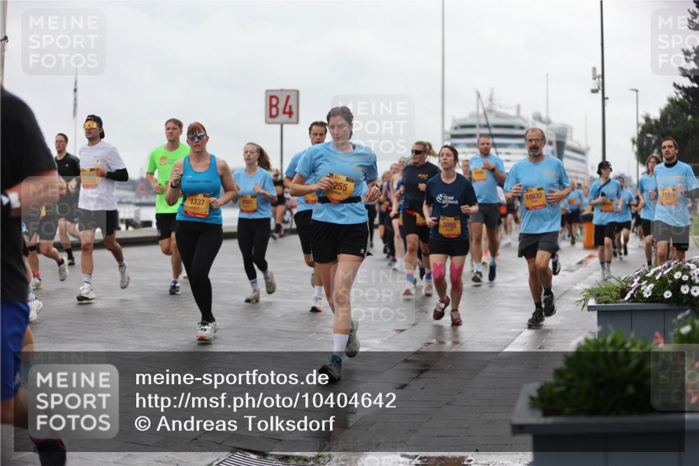 13.09.2026 - Kiel Lauf Andreas Tolksdorf http://msf.ph/oto/10404642 13.09.2026 11:05:33 Kiellinie 1337, 9981, 4, 84, 38, 255, 5055, 10832, 11894 meine-sportfotos.de
