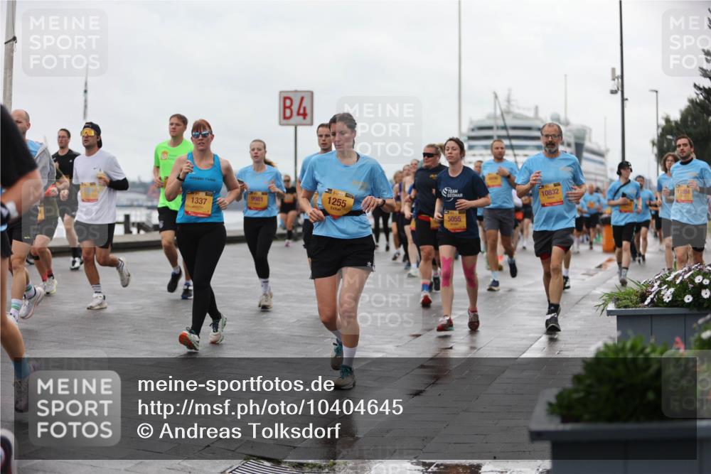 13.09.2026 - Kiel Lauf Andreas Tolksdorf http://msf.ph/oto/10404645 13.09.2026 11:05:33 Kiellinie 1337, 4, 9981, 39, 1255, 10832, 5055, 11894 meine-sportfotos.de