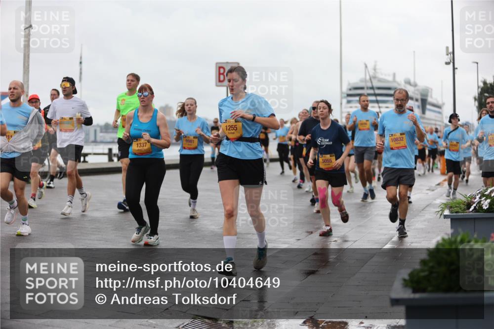 13.09.2026 - Kiel Lauf Andreas Tolksdorf http://msf.ph/oto/10404649 13.09.2026 11:05:33 Kiellinie 1337, 9981, 1255, 10832, 5055 meine-sportfotos.de