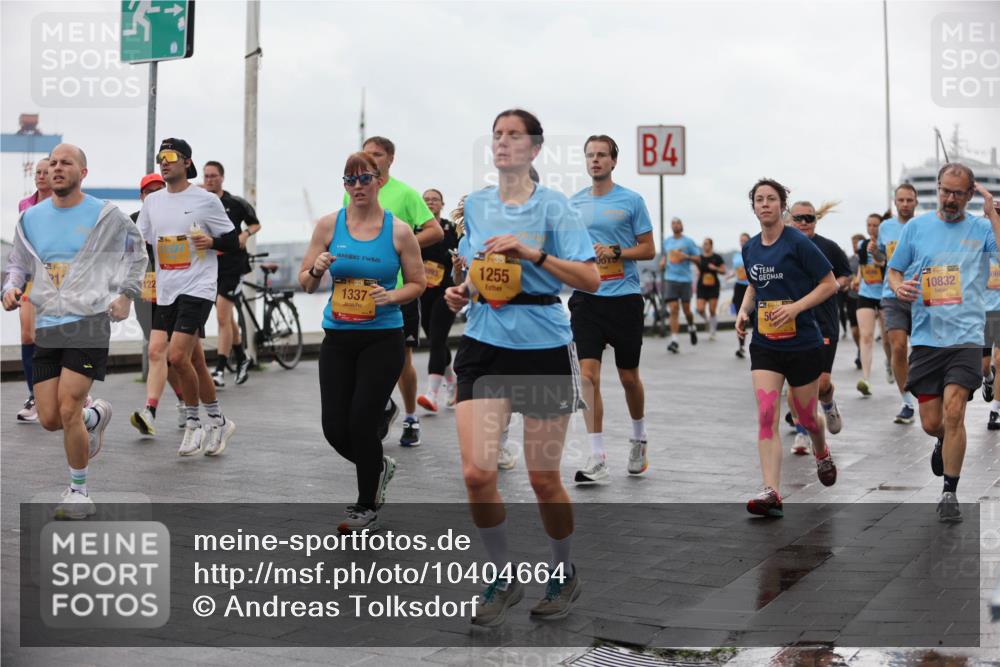 13.09.2026 - Kiel Lauf Andreas Tolksdorf http://msf.ph/oto/10404664 13.09.2026 11:05:34 Kiellinie 1255, 122, 99, 1337, 4, 10832, 660 meine-sportfotos.de