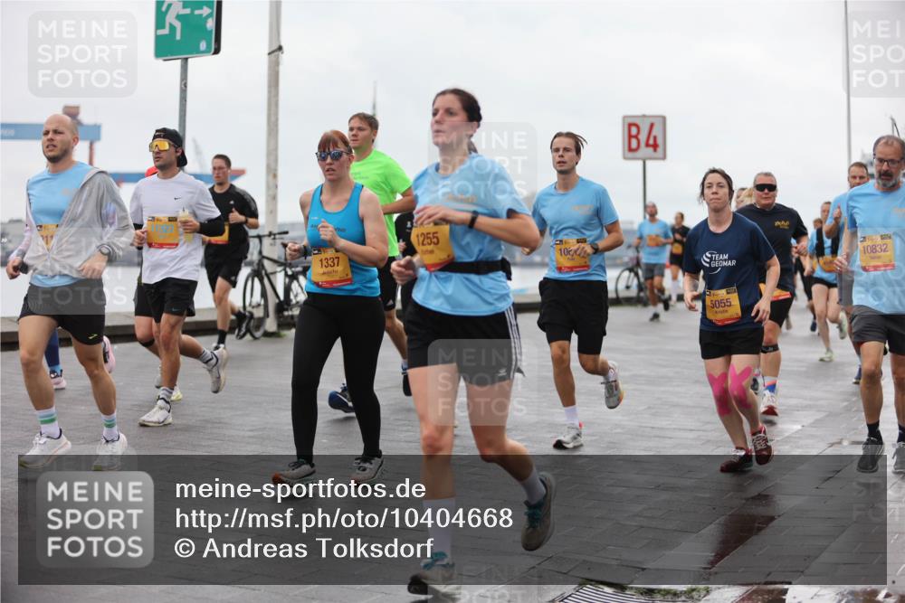 13.09.2026 - Kiel Lauf Andreas Tolksdorf http://msf.ph/oto/10404668 13.09.2026 11:05:34 Kiellinie 1337, 1255, 106, 4, 39, 10832, 39, 5055 meine-sportfotos.de