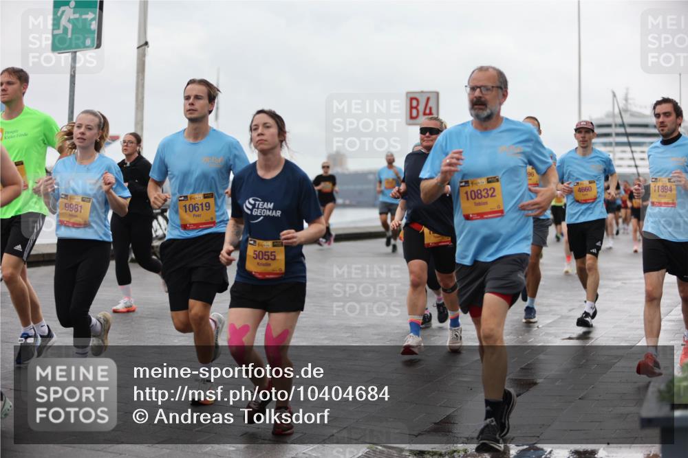 13.09.2026 - Kiel Lauf Andreas Tolksdorf http://msf.ph/oto/10404684 13.09.2026 11:05:35 Kiellinie 4, 39, 9981, 38, 10619, 1, 38, 10832, 39, 5055, 96, 4660, 11894 meine-sportfotos.de