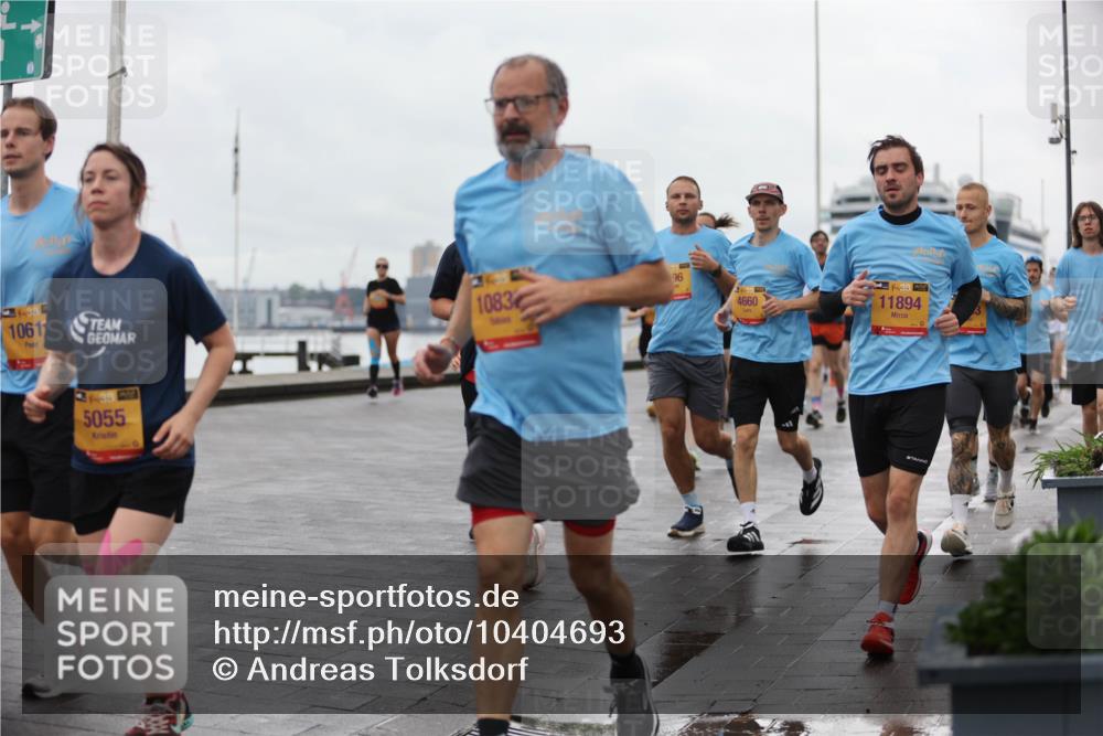 13.09.2026 - Kiel Lauf Andreas Tolksdorf http://msf.ph/oto/10404693 13.09.2026 11:05:35 Kiellinie 1, 394, 1061, 5055, 96, 1083, 31, 33, 4660, 38, 11894 meine-sportfotos.de