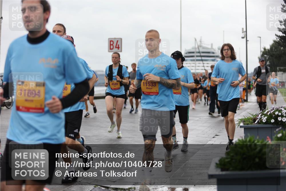 13.09.2026 - Kiel Lauf Andreas Tolksdorf http://msf.ph/oto/10404728 13.09.2026 11:05:37 Kiellinie 11894, 60, 4, 4549, 11533 meine-sportfotos.de
