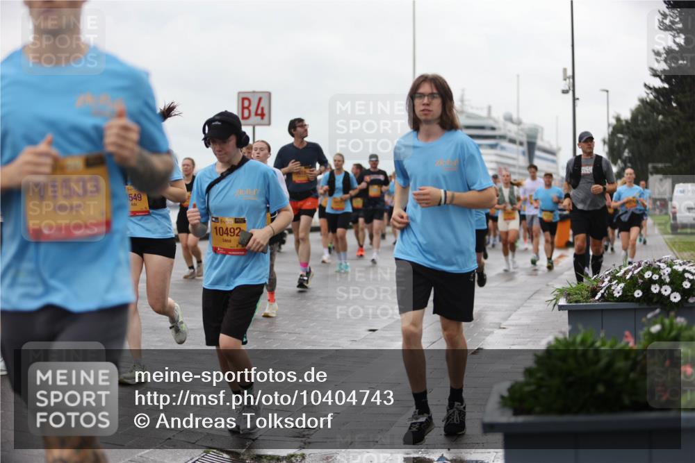 13.09.2026 - Kiel Lauf Andreas Tolksdorf http://msf.ph/oto/10404743 13.09.2026 11:05:38 Kiellinie 1533, 549, 4, 39, 10492 meine-sportfotos.de