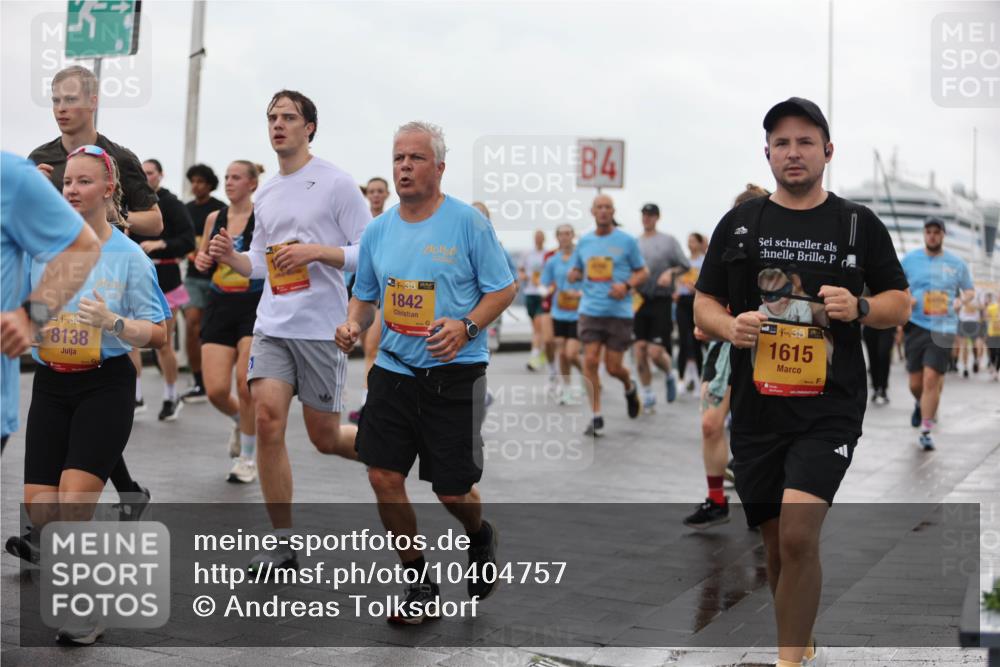 13.09.2026 - Kiel Lauf Andreas Tolksdorf http://msf.ph/oto/10404757 13.09.2026 11:05:46 Kiellinie 4, 32, 8138, 38, 1842, 4, 4, 38, 7, 1615 meine-sportfotos.de