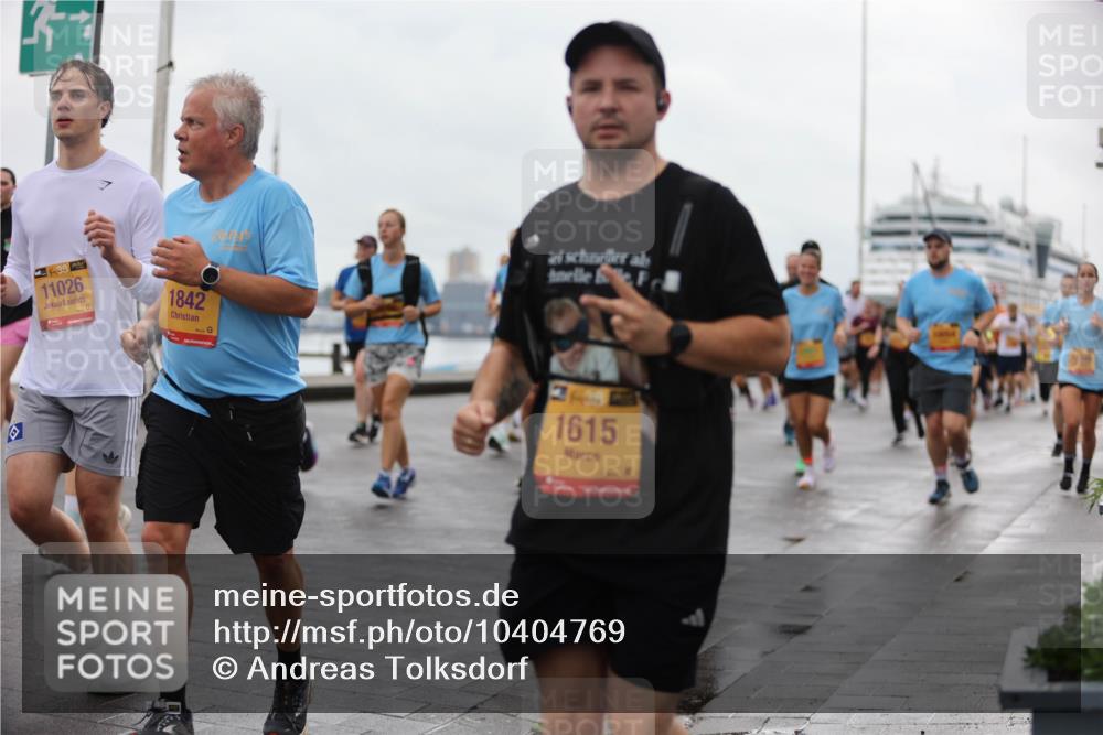 13.09.2026 - Kiel Lauf Andreas Tolksdorf http://msf.ph/oto/10404769 13.09.2026 11:05:47 Kiellinie 39, 11026, 1842, 1615 meine-sportfotos.de