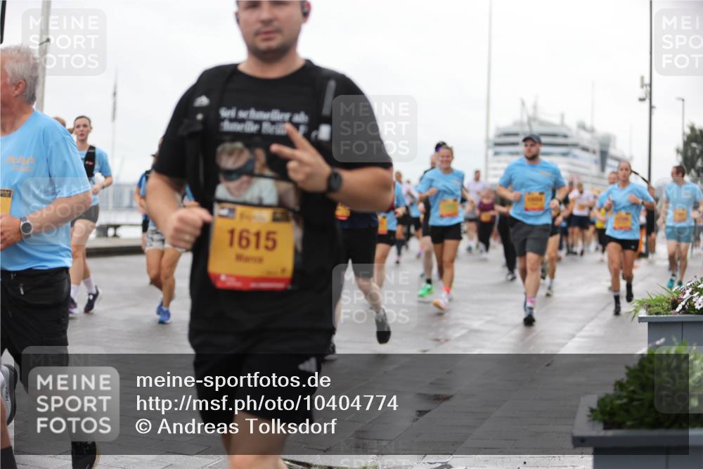 13.09.2026 - Kiel Lauf Andreas Tolksdorf http://msf.ph/oto/10404774 13.09.2026 11:05:47 Kiellinie 1615 meine-sportfotos.de
