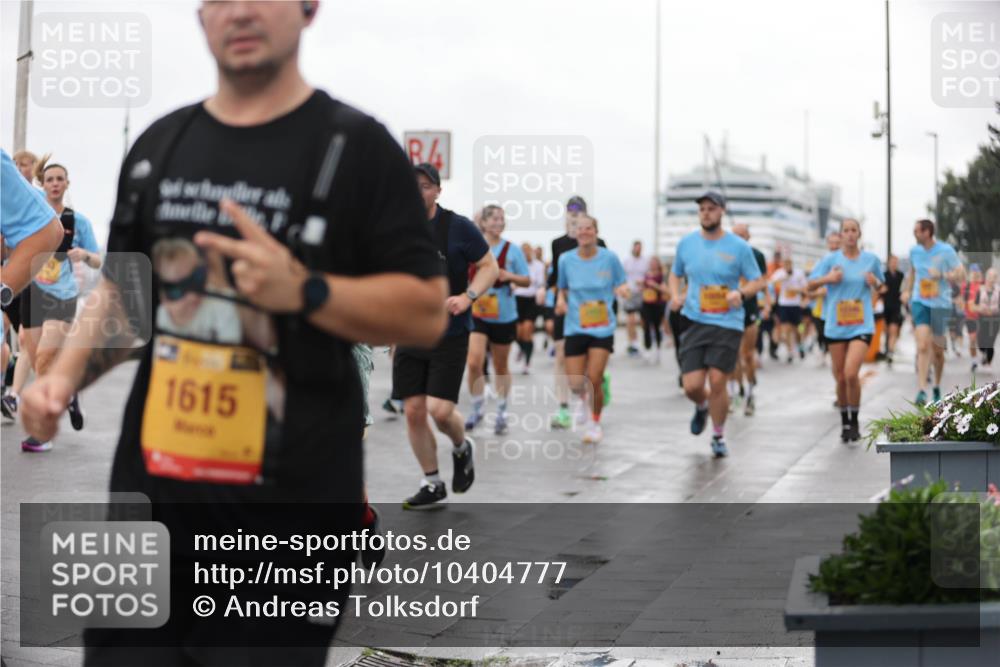 13.09.2026 - Kiel Lauf Andreas Tolksdorf http://msf.ph/oto/10404777 13.09.2026 11:05:47 Kiellinie 1615 meine-sportfotos.de