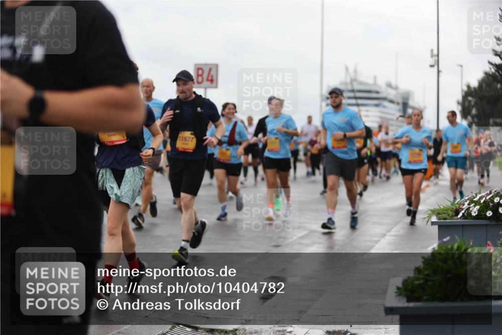 13.09.2026 - Kiel Lauf Andreas Tolksdorf http://msf.ph/oto/10404782 13.09.2026 11:05:47 Kiellinie 11677, 4 meine-sportfotos.de