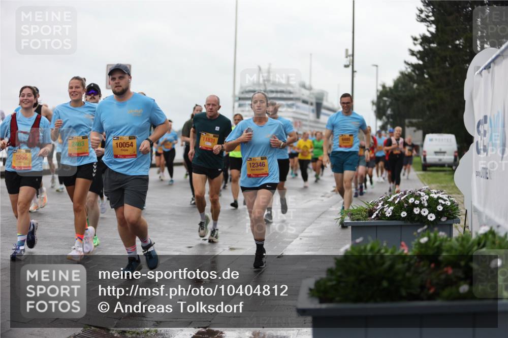 13.09.2026 - Kiel Lauf Andreas Tolksdorf http://msf.ph/oto/10404812 13.09.2026 11:05:49 Kiellinie 5556, 39, 2463, 39, 10054, 11831, 12346, 6885 meine-sportfotos.de