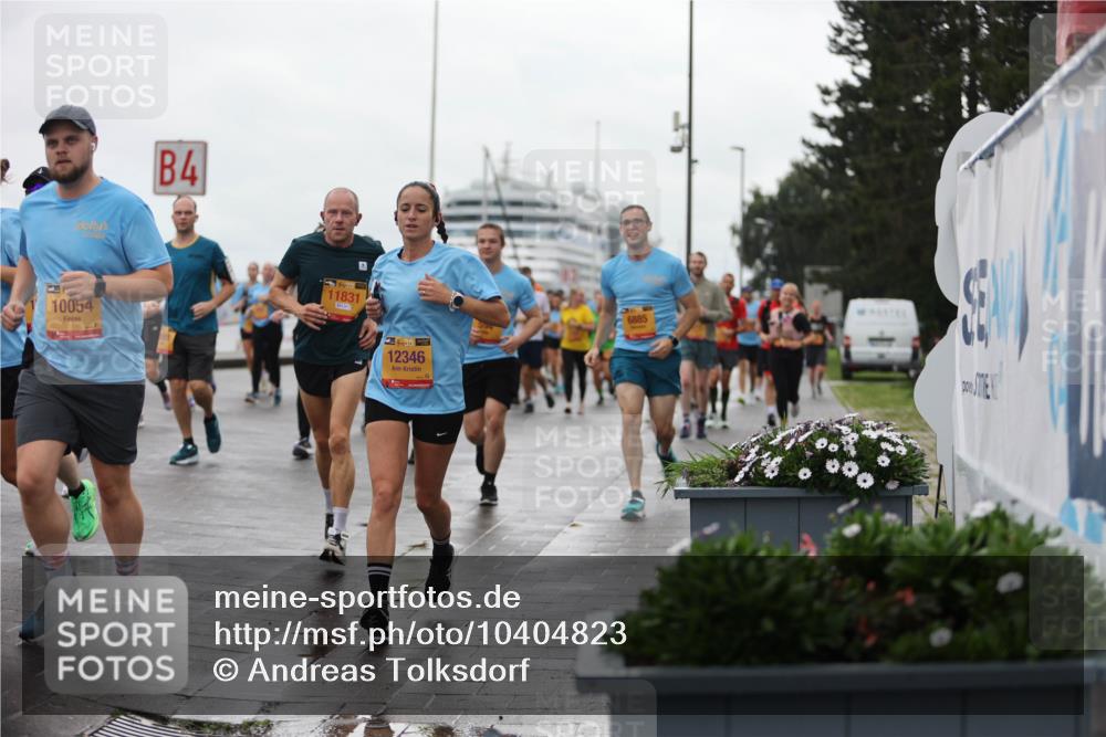 13.09.2026 - Kiel Lauf Andreas Tolksdorf http://msf.ph/oto/10404823 13.09.2026 11:05:49 Kiellinie 4, 39, 10054, 11831, 39, 12346, 6885 meine-sportfotos.de