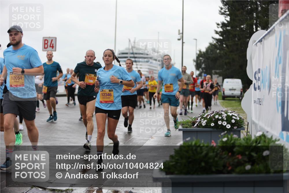 13.09.2026 - Kiel Lauf Andreas Tolksdorf http://msf.ph/oto/10404824 13.09.2026 11:05:49 Kiellinie 4, 10054, 11831, 38, 12346, 6885 meine-sportfotos.de