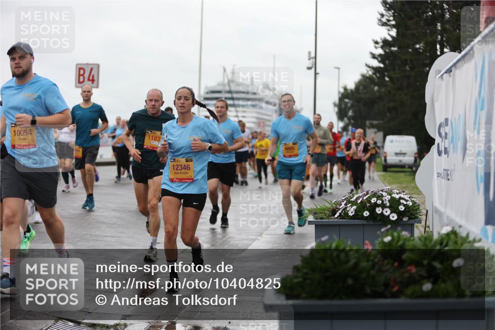 13.09.2026 - Kiel Lauf Andreas Tolksdorf http://msf.ph/oto/10404825 13.09.2026 11:05:49 Kiellinie 10054, 4, 1183, 38, 12346, 6885 meine-sportfotos.de