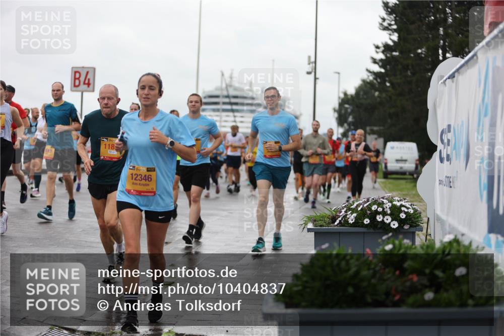 13.09.2026 - Kiel Lauf Andreas Tolksdorf http://msf.ph/oto/10404837 13.09.2026 11:05:50 Kiellinie 4, 610, 118, 38, 12346 meine-sportfotos.de