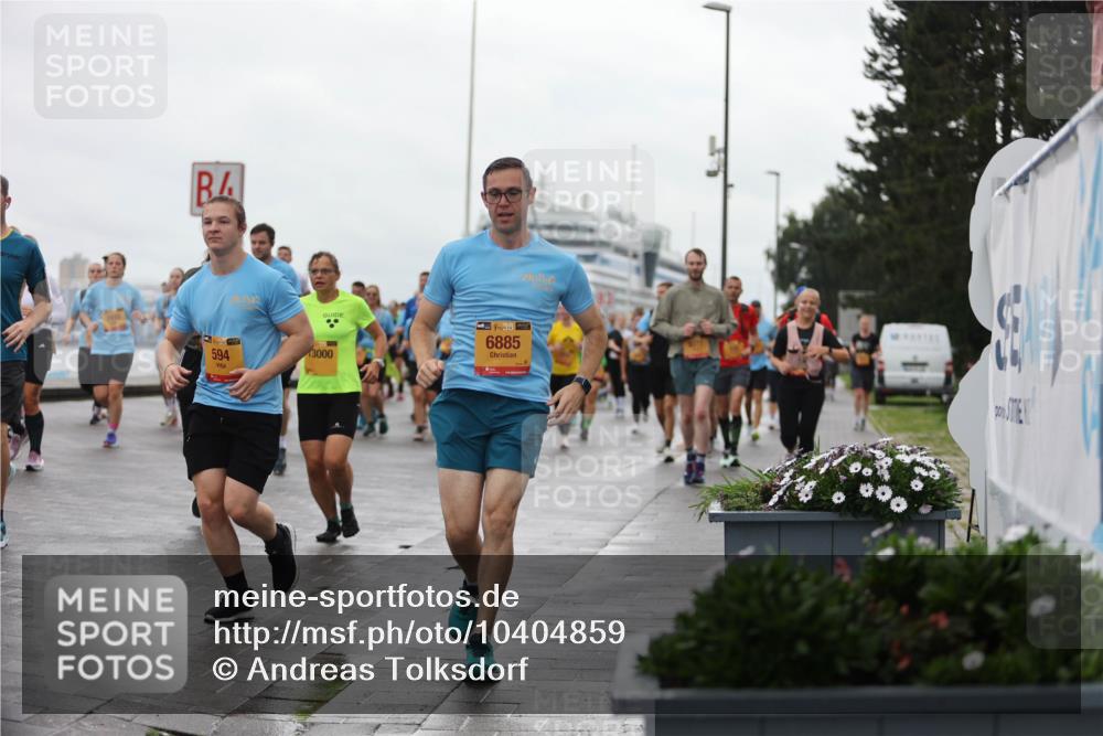 13.09.2026 - Kiel Lauf Andreas Tolksdorf http://msf.ph/oto/10404859 13.09.2026 11:05:51 Kiellinie 594, 13000, 38, 6885 meine-sportfotos.de
