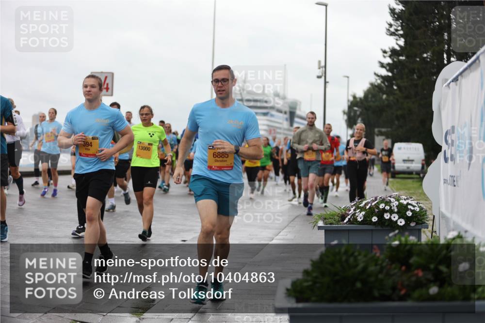 13.09.2026 - Kiel Lauf Andreas Tolksdorf http://msf.ph/oto/10404863 13.09.2026 11:05:51 Kiellinie 594, 13000, 6885 meine-sportfotos.de