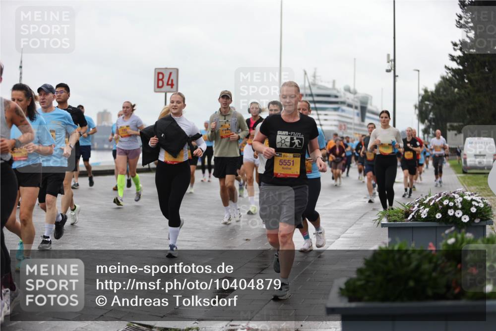 13.09.2026 - Kiel Lauf Andreas Tolksdorf http://msf.ph/oto/10404879 13.09.2026 11:06:01 Kiellinie 187, 4, 139, 5551 meine-sportfotos.de