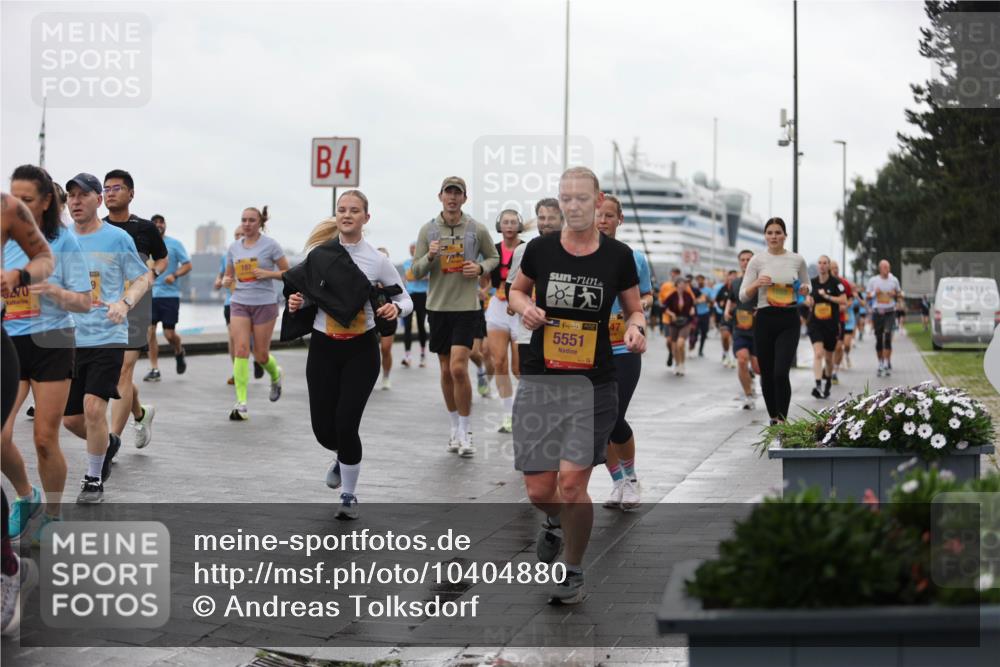 13.09.2026 - Kiel Lauf Andreas Tolksdorf http://msf.ph/oto/10404880 13.09.2026 11:06:02 Kiellinie 270, 4, 39, 5551 meine-sportfotos.de