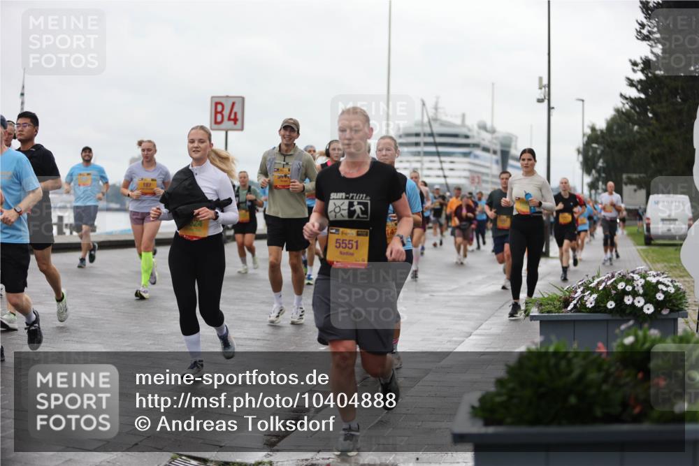 13.09.2026 - Kiel Lauf Andreas Tolksdorf http://msf.ph/oto/10404888 13.09.2026 11:06:02 Kiellinie 187, 4, 5551 meine-sportfotos.de