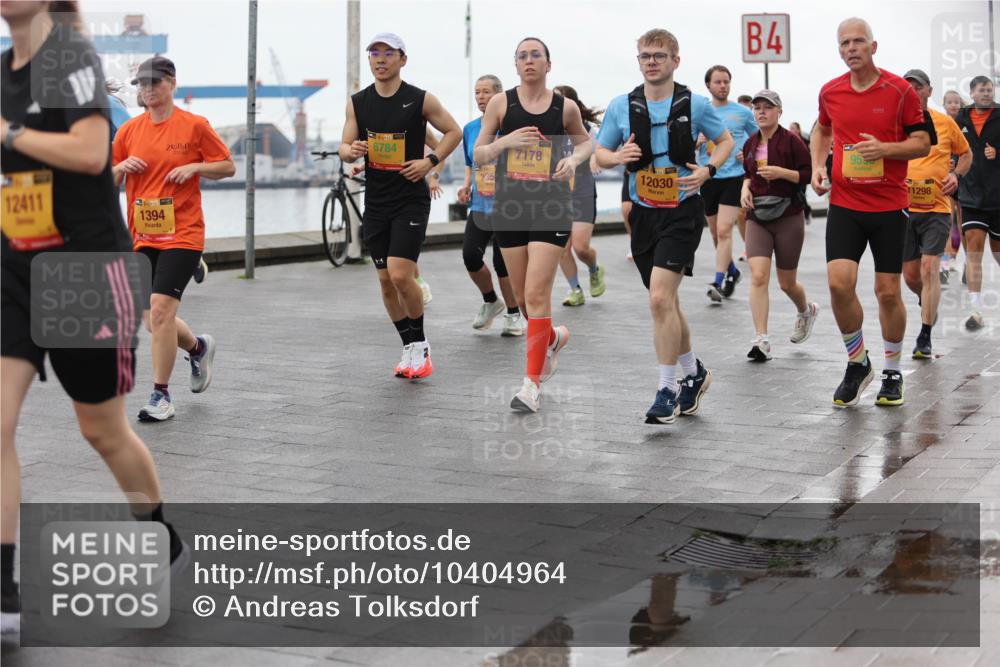 13.09.2026 - Kiel Lauf Andreas Tolksdorf http://msf.ph/oto/10404964 13.09.2026 11:06:10 Kiellinie 12411, 38, 1394, 39, 6784, 7178, 235, 4, 12030, 11298 meine-sportfotos.de