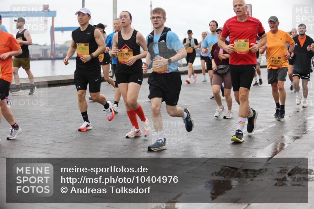 13.09.2026 - Kiel Lauf Andreas Tolksdorf http://msf.ph/oto/10404976 13.09.2026 11:06:10 Kiellinie 31, 39, 6784, 017, 7178, 9590, 11298 meine-sportfotos.de