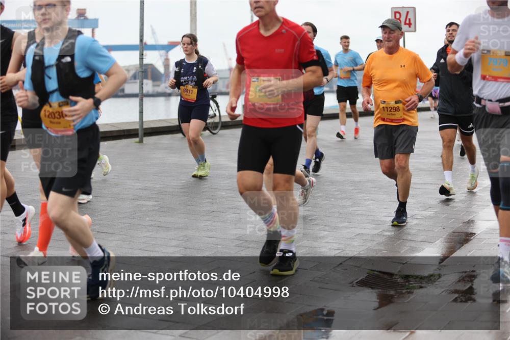 13.09.2026 - Kiel Lauf Andreas Tolksdorf http://msf.ph/oto/10404998 13.09.2026 11:06:11 Kiellinie 12034, 600, 5411, 84, 11298, 7979 meine-sportfotos.de
