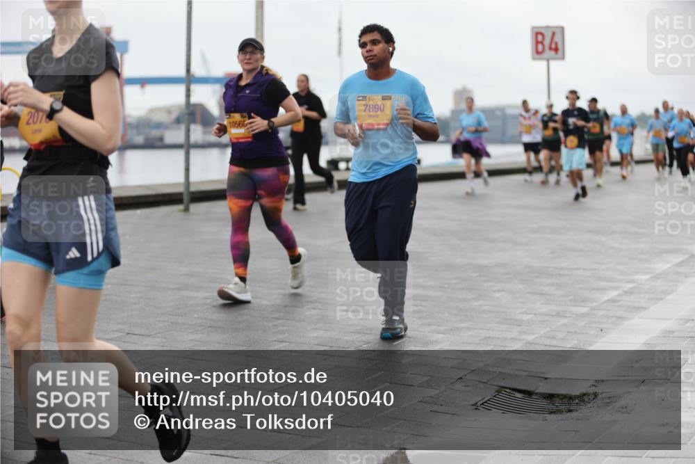 13.09.2026 - Kiel Lauf Andreas Tolksdorf http://msf.ph/oto/10405040 13.09.2026 11:06:15 Kiellinie 207, 10560, 39, 7890, 4 meine-sportfotos.de
