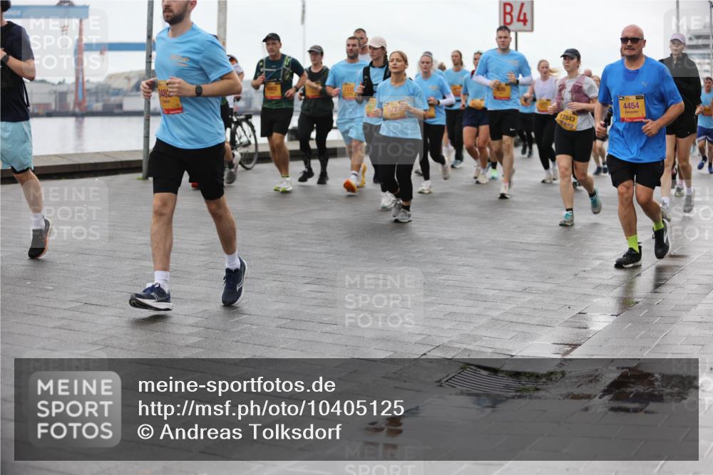 13.09.2026 - Kiel Lauf Andreas Tolksdorf http://msf.ph/oto/10405125 13.09.2026 11:06:21 Kiellinie 3482, 4, 5729, 12843, 4454 meine-sportfotos.de