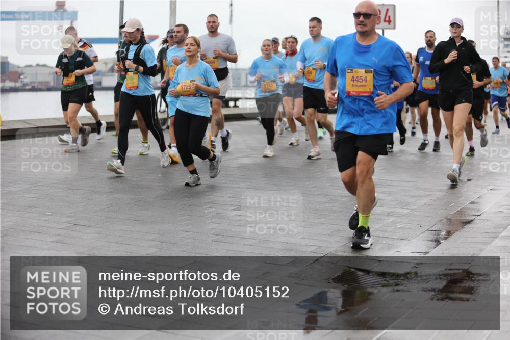 13.09.2026 - Kiel Lauf Andreas Tolksdorf http://msf.ph/oto/10405152 13.09.2026 11:06:22 Kiellinie 9746, 5729, 1742, 39, 4454, 34 meine-sportfotos.de