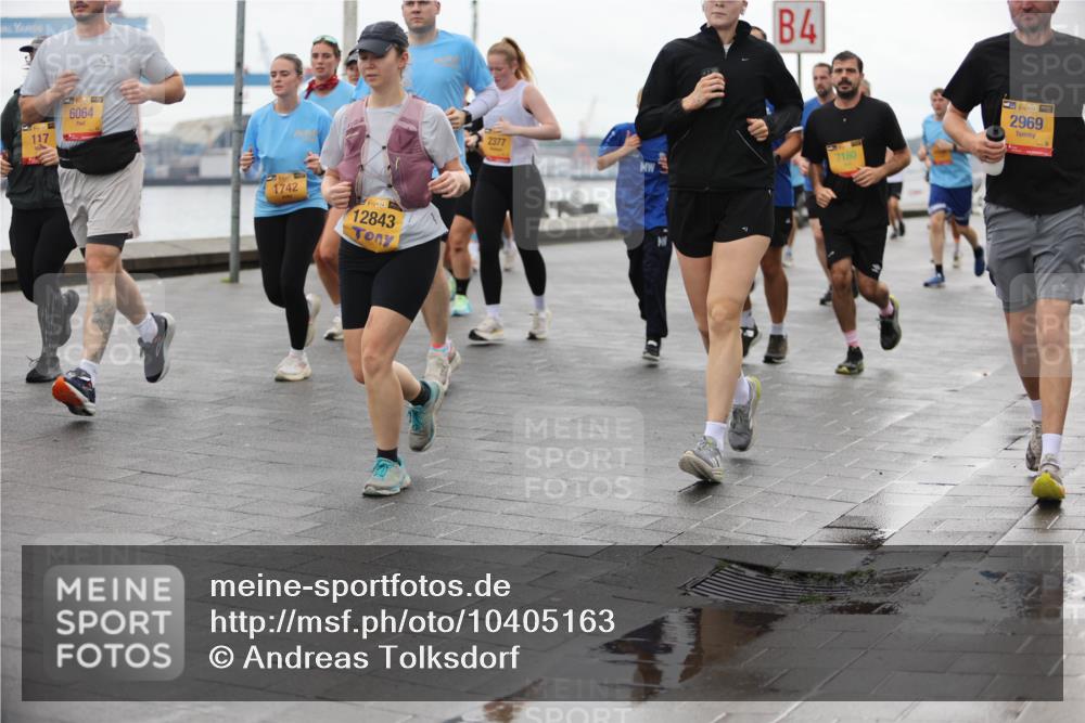 13.09.2026 - Kiel Lauf Andreas Tolksdorf http://msf.ph/oto/10405163 13.09.2026 11:06:24 Kiellinie 117, 6064, 1742, 38, 12843, 2377, 4, 7160, 38, 2969 meine-sportfotos.de