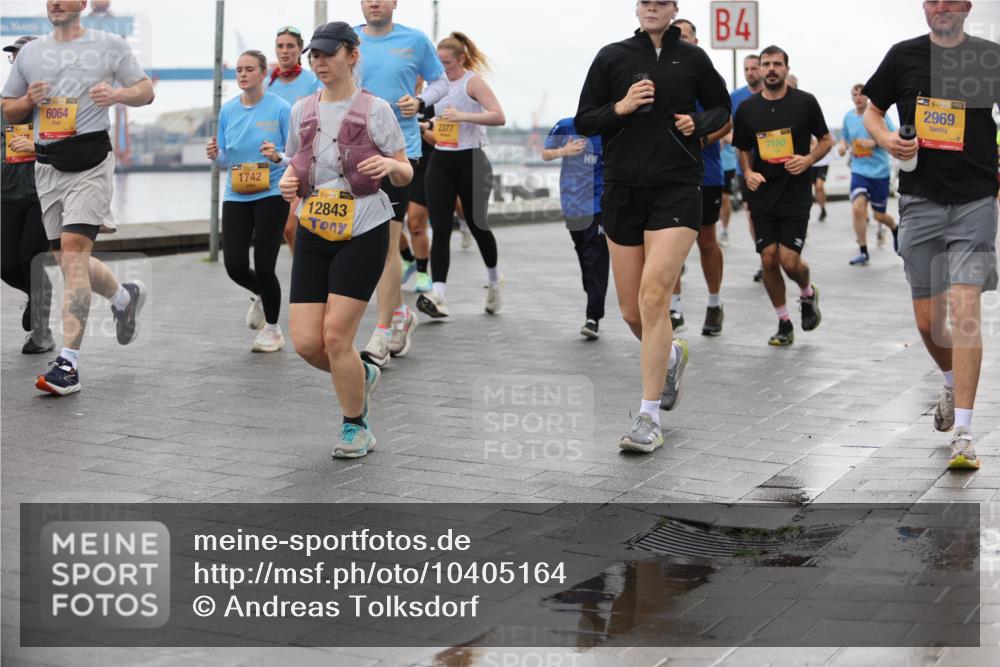 13.09.2026 - Kiel Lauf Andreas Tolksdorf http://msf.ph/oto/10405164 13.09.2026 11:06:24 Kiellinie 6064, 1742, 1, 38, 12843, 4, 2377, 7160, 4, 38, 2969 meine-sportfotos.de
