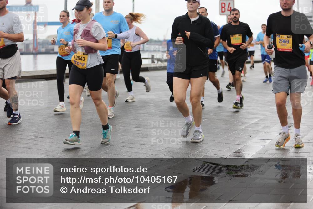 13.09.2026 - Kiel Lauf Andreas Tolksdorf http://msf.ph/oto/10405167 13.09.2026 11:06:24 Kiellinie 174, 4, 38, 12843, 4, 7160, 2969 meine-sportfotos.de