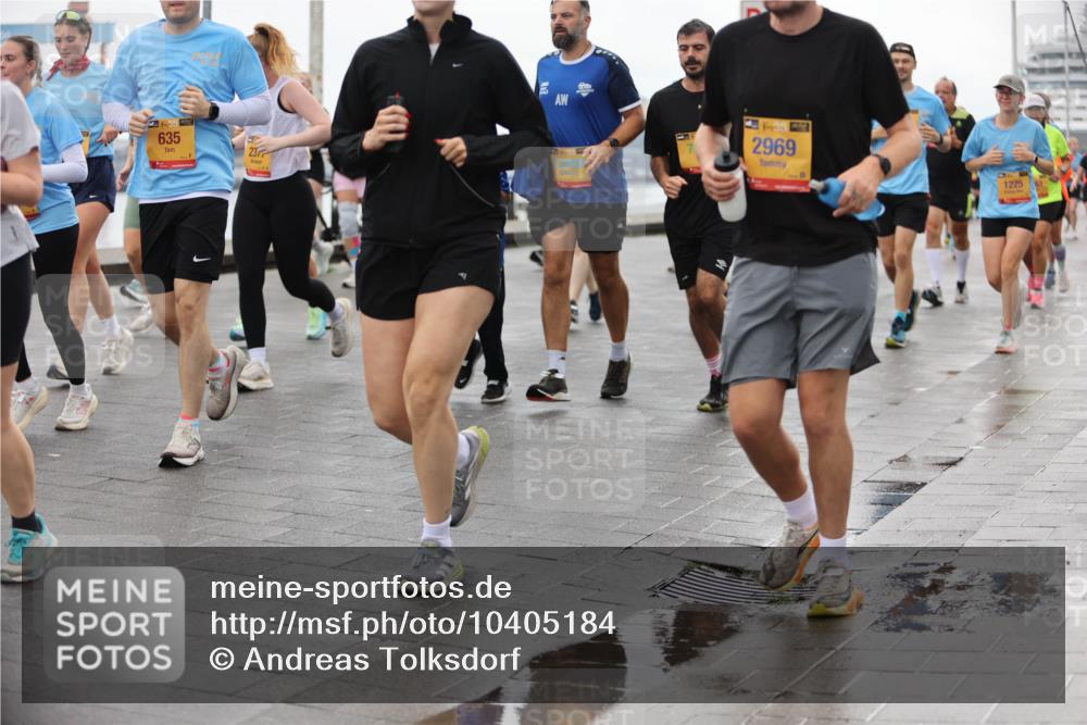 13.09.2026 - Kiel Lauf Andreas Tolksdorf http://msf.ph/oto/10405184 13.09.2026 11:06:25 Kiellinie 39, 635, 23, 2969, 1225 meine-sportfotos.de