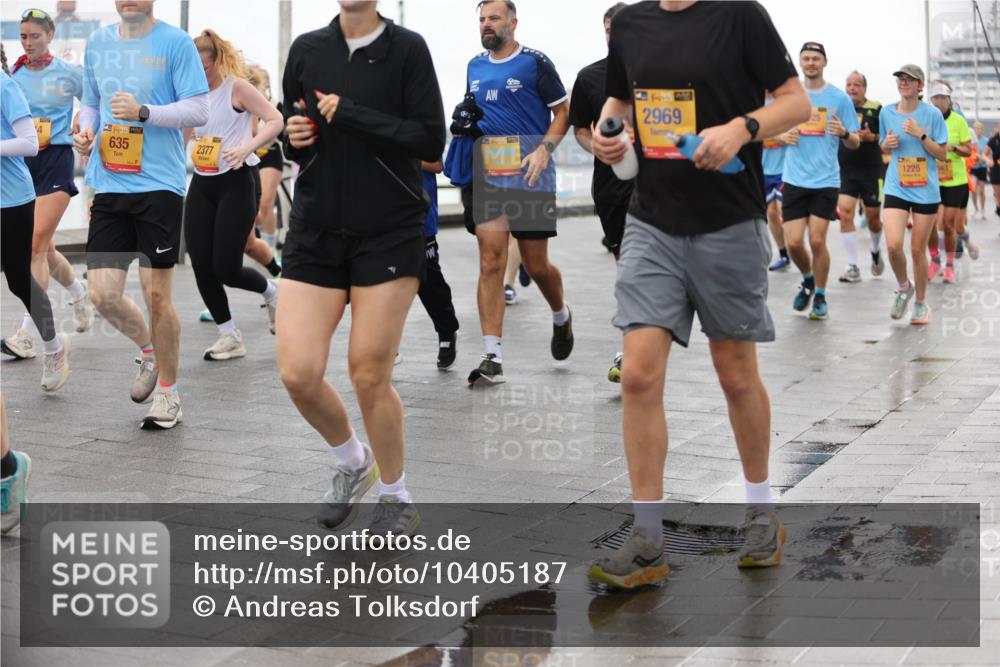 13.09.2026 - Kiel Lauf Andreas Tolksdorf http://msf.ph/oto/10405187 13.09.2026 11:06:25 Kiellinie 4, 635, 2377, 2969, 1225 meine-sportfotos.de
