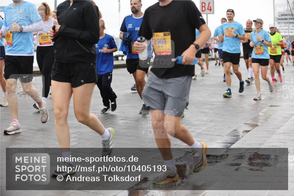 13.09.2026 - Kiel Lauf Andreas Tolksdorf http://msf.ph/oto/10405193 13.09.2026 11:06:25 Kiellinie 5, 39, 2377, 2969, 4, 1225, 4583 meine-sportfotos.de