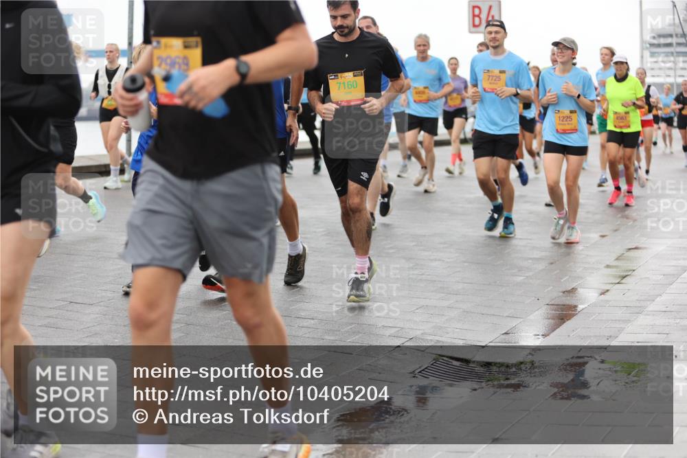 13.09.2026 - Kiel Lauf Andreas Tolksdorf http://msf.ph/oto/10405204 13.09.2026 11:06:26 Kiellinie 2969, 48, 7160, 7725, 1225, 4563 meine-sportfotos.de