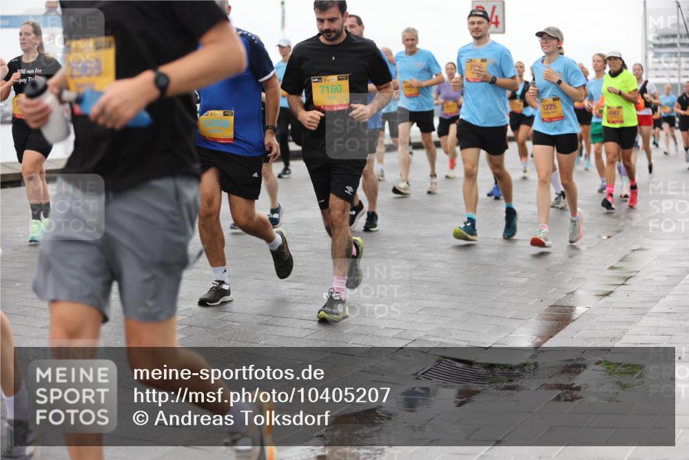 13.09.2026 - Kiel Lauf Andreas Tolksdorf http://msf.ph/oto/10405207 13.09.2026 11:06:26 Kiellinie 2969, 38, 12458, 7160, 1225, 4563 meine-sportfotos.de