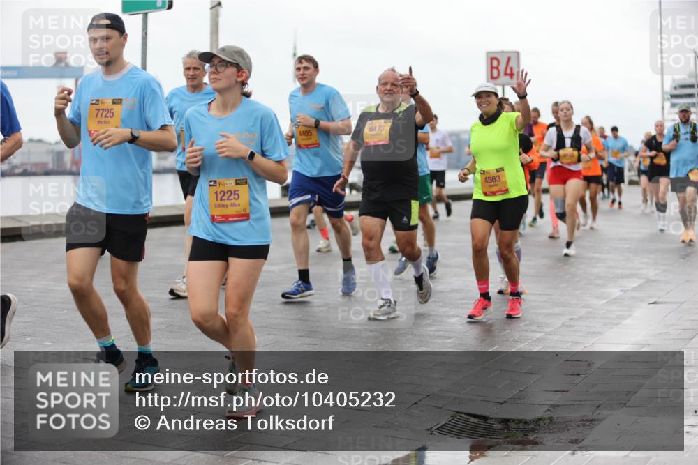 13.09.2026 - Kiel Lauf Andreas Tolksdorf http://msf.ph/oto/10405232 13.09.2026 11:06:28 Kiellinie 7725, 6473, 4405, 11384, 1225, 4, 4563 meine-sportfotos.de