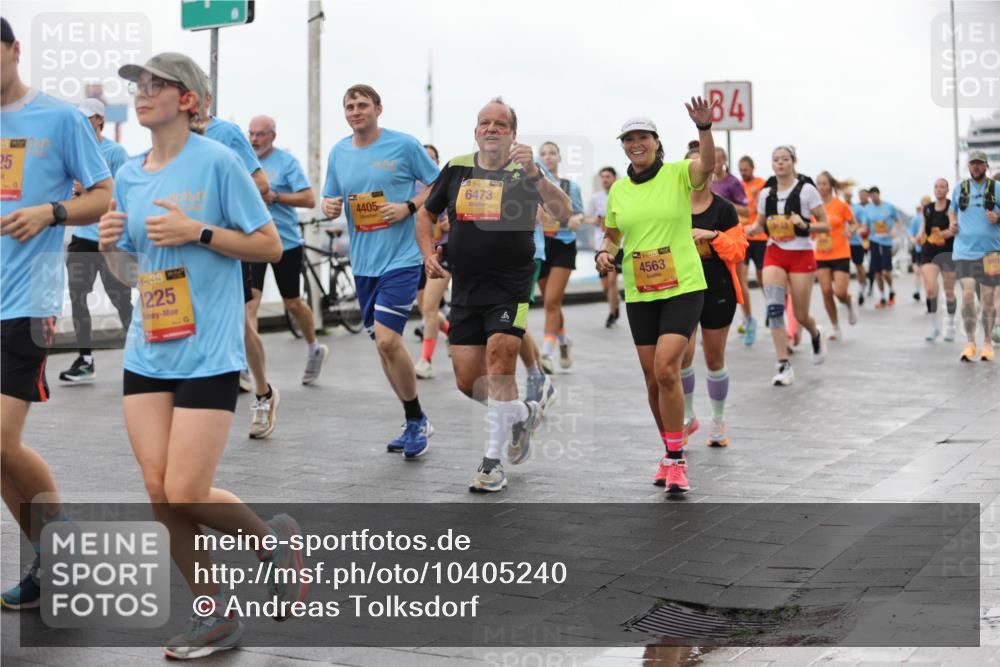 13.09.2026 - Kiel Lauf Andreas Tolksdorf http://msf.ph/oto/10405240 13.09.2026 11:06:28 Kiellinie 25, 38, 1225, 4405, 13, 6473, 84, 39, 4563, 5018 meine-sportfotos.de