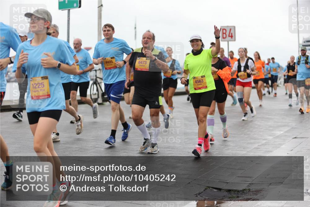 13.09.2026 - Kiel Lauf Andreas Tolksdorf http://msf.ph/oto/10405242 13.09.2026 11:06:28 Kiellinie 1, 39, 24, 1225, 4405, 6473, 4, 39, 4563, 591 meine-sportfotos.de
