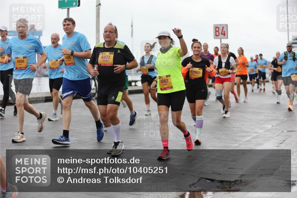 13.09.2026 - Kiel Lauf Andreas Tolksdorf http://msf.ph/oto/10405251 13.09.2026 11:06:29 Kiellinie 34, 39, 4408, 633, 4405, 6473, 39, 4563, 39, 10921, 4 meine-sportfotos.de
