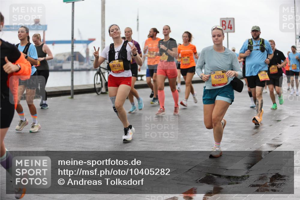 13.09.2026 - Kiel Lauf Andreas Tolksdorf http://msf.ph/oto/10405282 13.09.2026 11:06:31 Kiellinie 3115, 84, 38, 4384, 5919, 10403 meine-sportfotos.de
