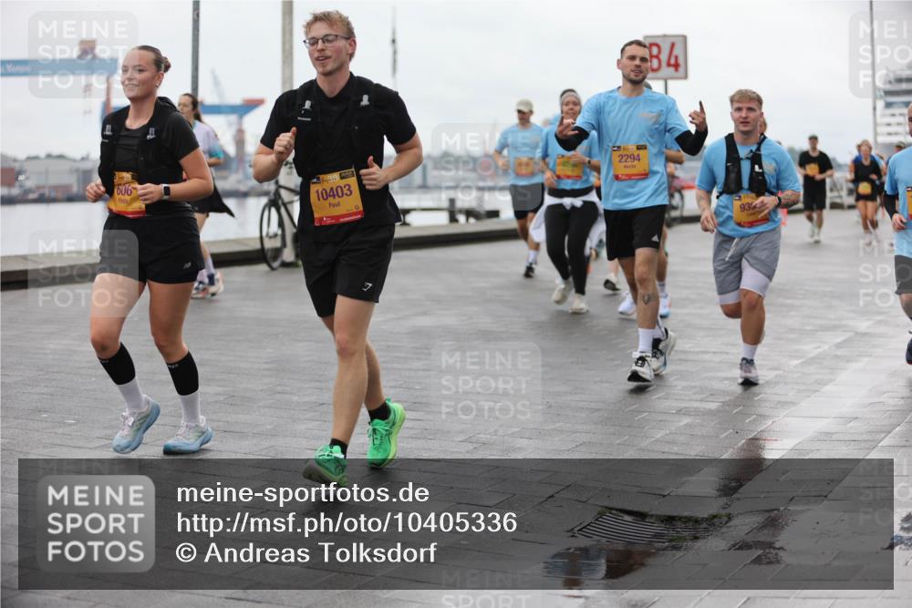 13.09.2026 - Kiel Lauf Andreas Tolksdorf http://msf.ph/oto/10405336 13.09.2026 11:06:34 Kiellinie 606, 38, 10403, 11, 39, 2294, 84, 935 meine-sportfotos.de