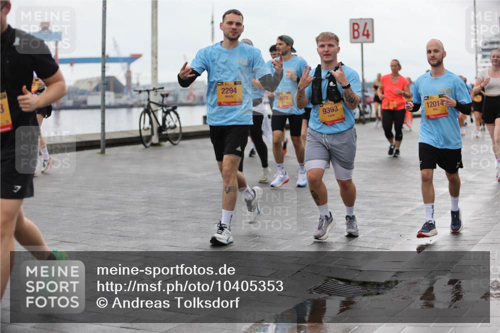 13.09.2026 - Kiel Lauf Andreas Tolksdorf http://msf.ph/oto/10405353 13.09.2026 11:06:35 Kiellinie 39, 2294, 4472, 4, 9393, 38, 12014 meine-sportfotos.de
