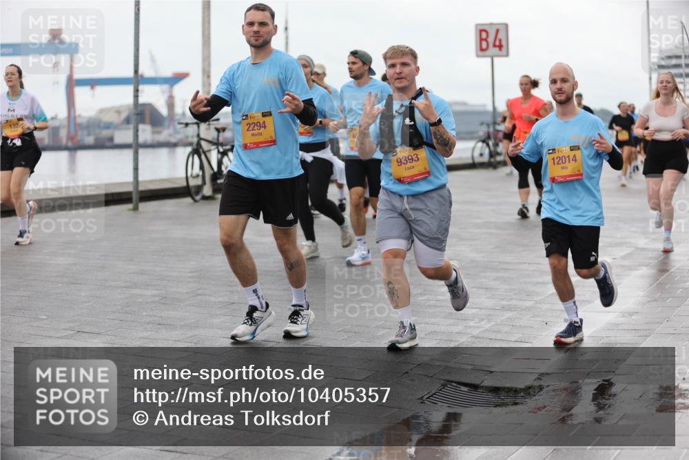 13.09.2026 - Kiel Lauf Andreas Tolksdorf http://msf.ph/oto/10405357 13.09.2026 11:06:35 Kiellinie 132, 39, 2294, 00, 14, 38, 9393, 4, 38, 12014 meine-sportfotos.de