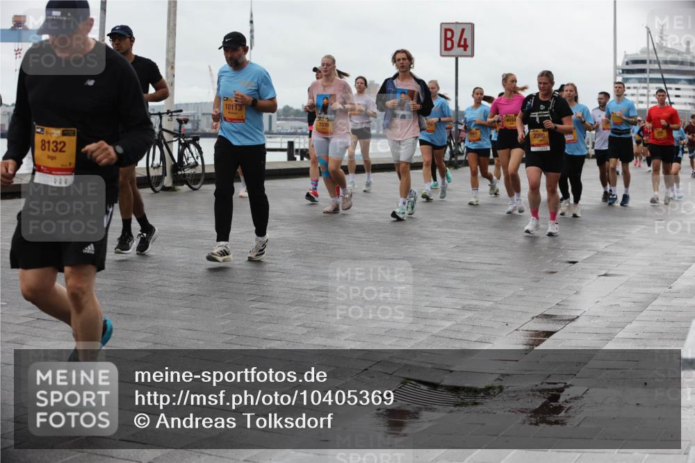 13.09.2026 - Kiel Lauf Andreas Tolksdorf http://msf.ph/oto/10405369 13.09.2026 11:06:49 Kiellinie 34, 38, 8132, 10113, 7039, 4, 4154, 2200 meine-sportfotos.de
