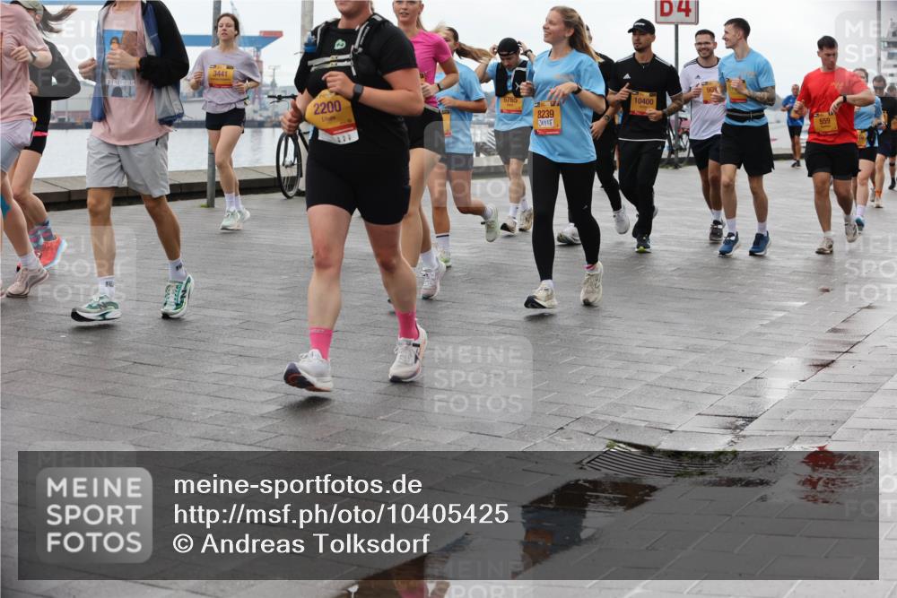 13.09.2026 - Kiel Lauf Andreas Tolksdorf http://msf.ph/oto/10405425 13.09.2026 11:06:52 Kiellinie 3441, 2200, 6765, 8239, 929, 4, 10400, 559 meine-sportfotos.de