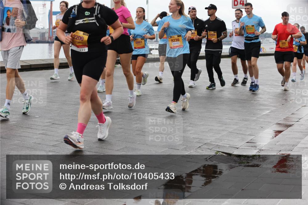 13.09.2026 - Kiel Lauf Andreas Tolksdorf http://msf.ph/oto/10405433 13.09.2026 11:06:52 Kiellinie 3, 10400, 2200, 8239, 6861, 429, 6764, 559 meine-sportfotos.de