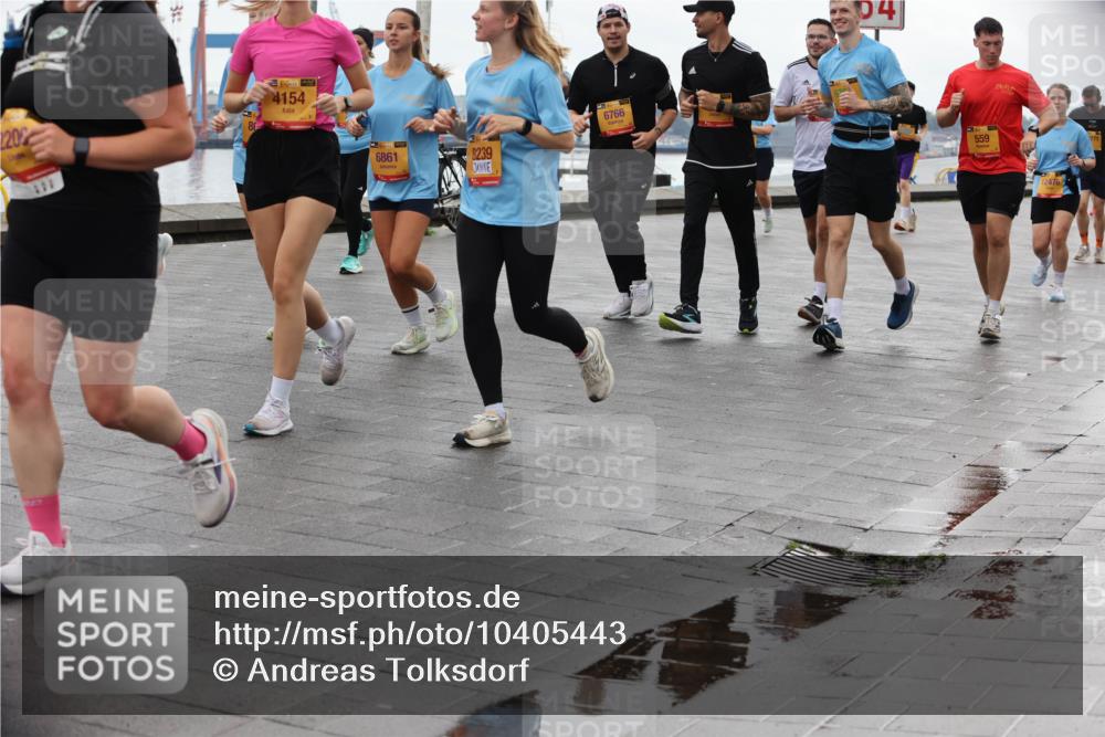 13.09.2026 - Kiel Lauf Andreas Tolksdorf http://msf.ph/oto/10405443 13.09.2026 11:06:53 Kiellinie 220, 38, 80, 1, 38, 4154, 6766, 6861, 8239, 559, 12476 meine-sportfotos.de